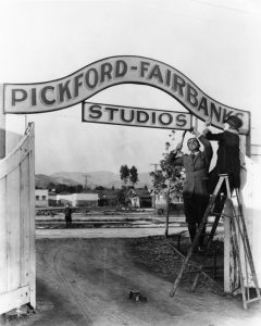 Pickford-Fairbanks_Studios_2